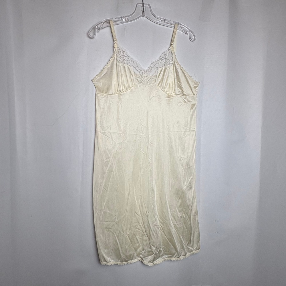 Vtg Antron III Ivory Nylon Lace Trim Slip Dress Chemise Adjustable Straps Small